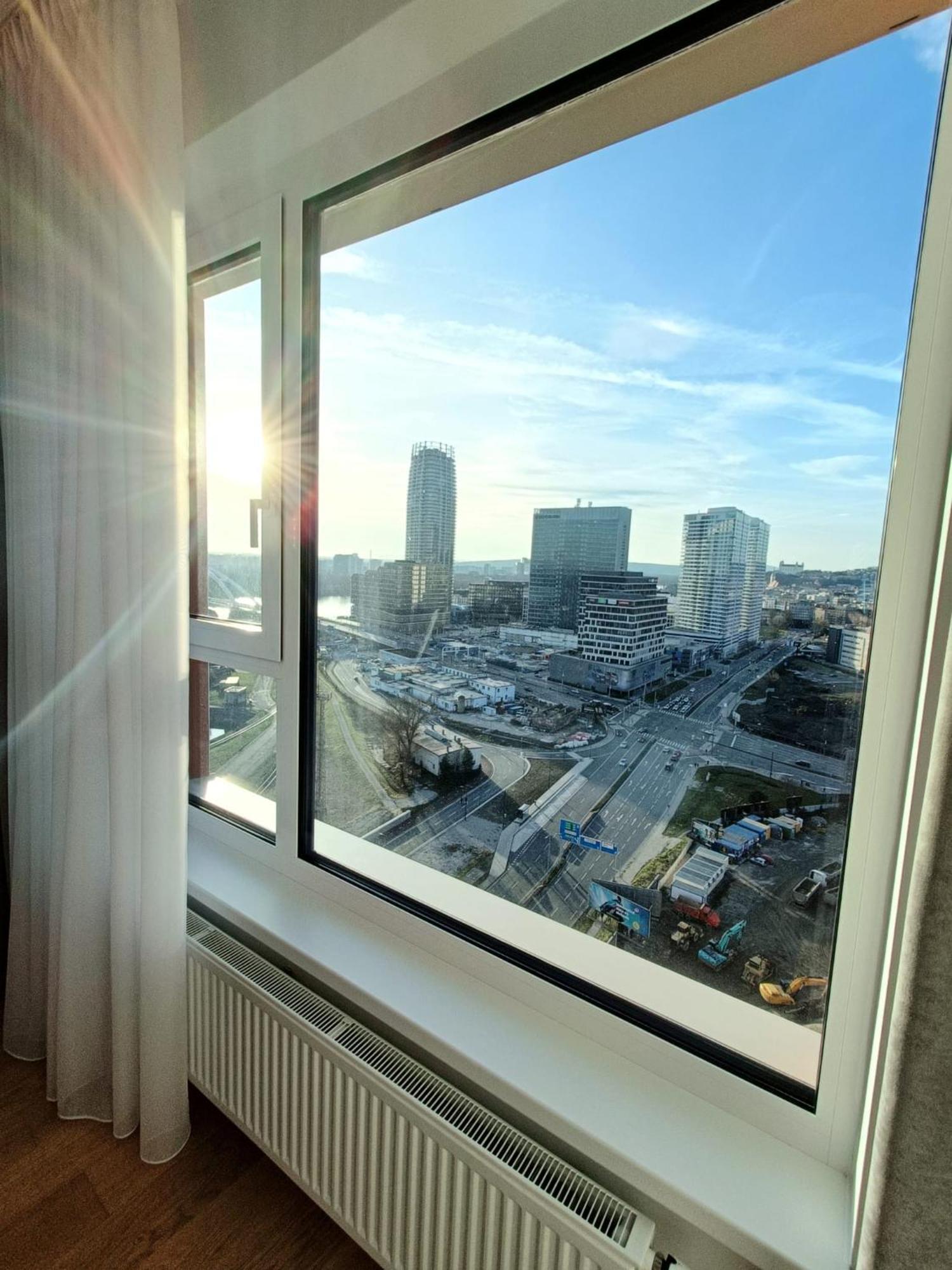 Sag 20Th Floor Klingerka Residence Castle View Free Parking Free Wifi บราติสลาวา ภายนอก รูปภาพ